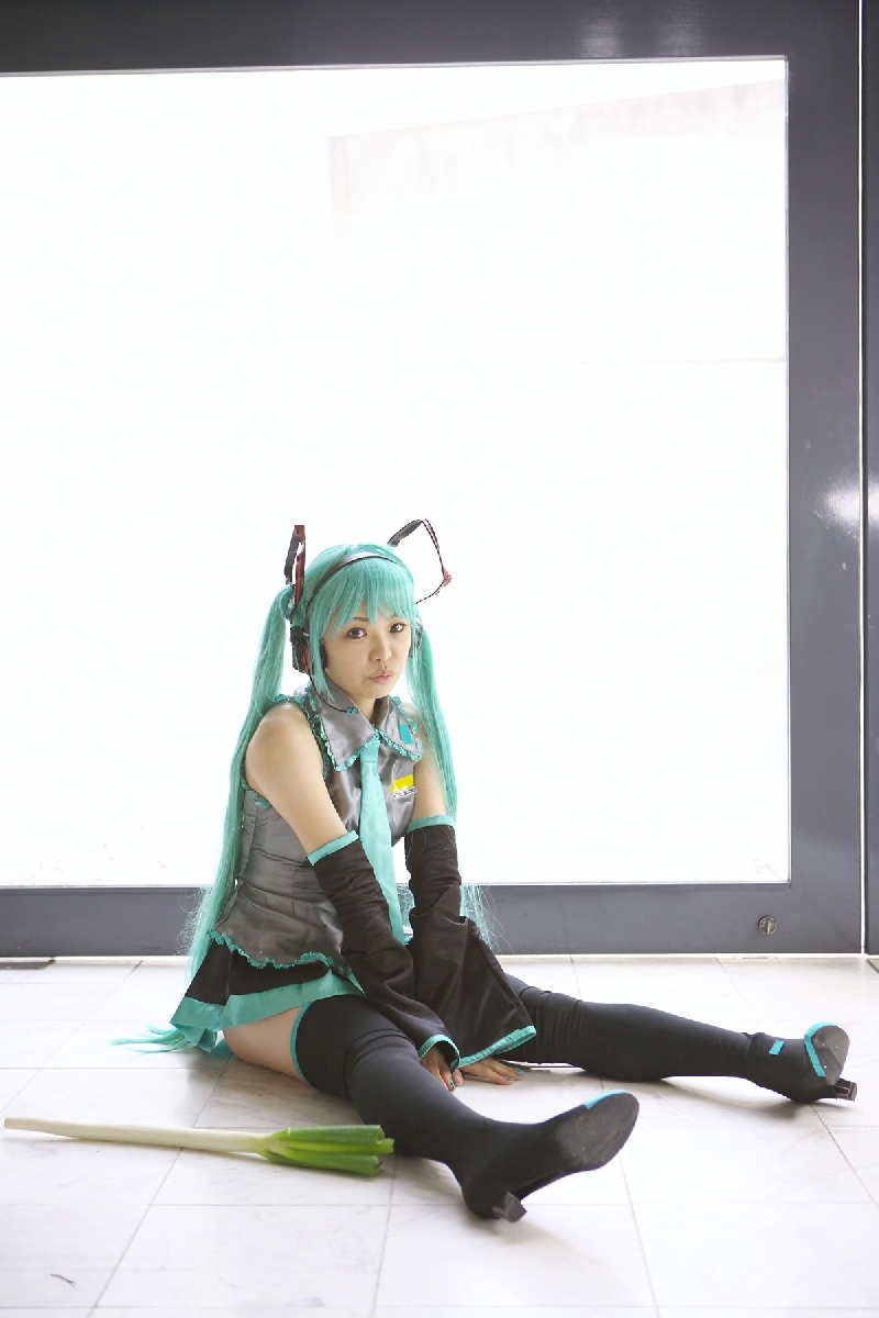 [Cosplay]  Vocaloid - Sexy Hatsune Miku